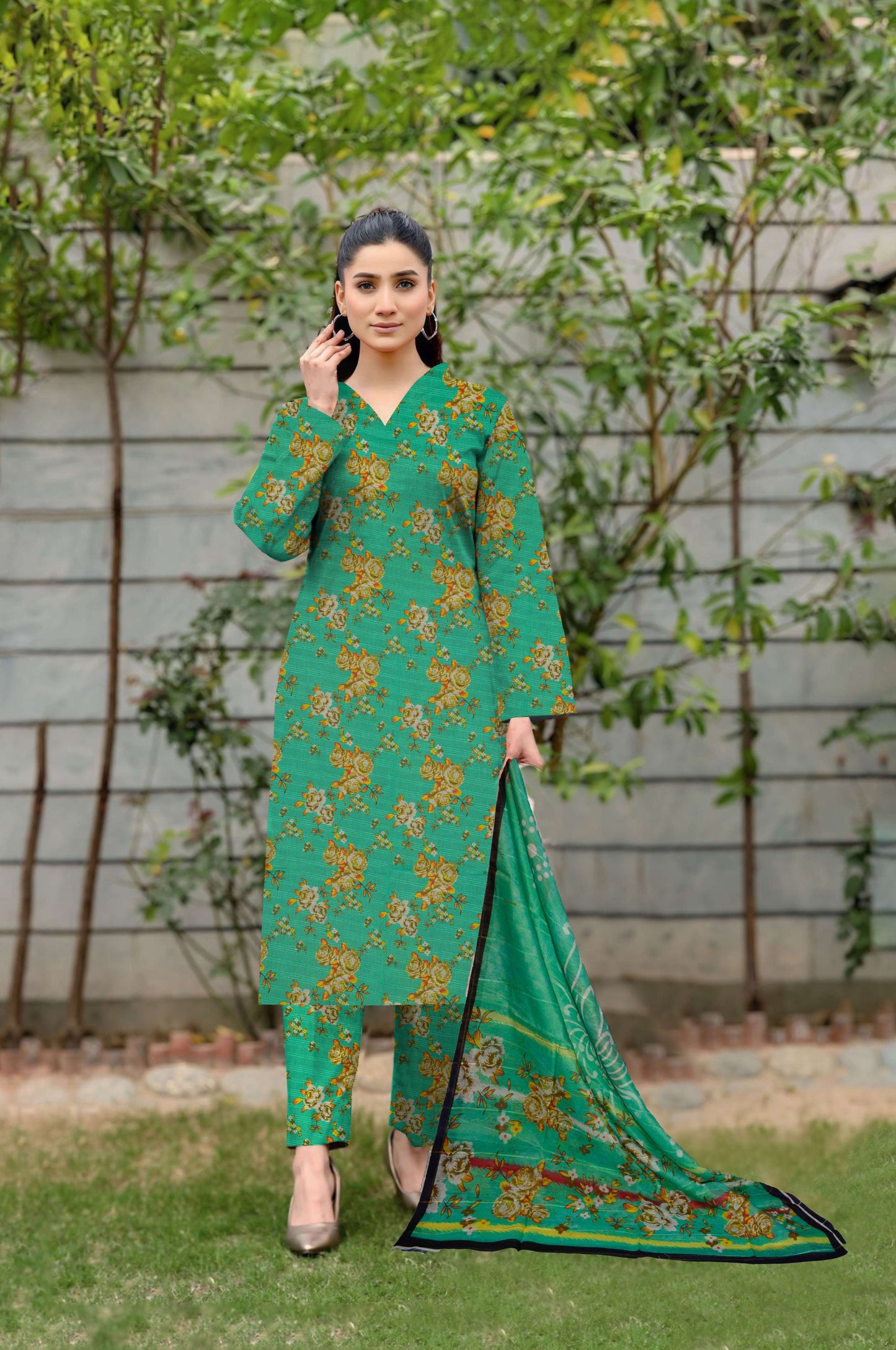 Sunehri (Unstiched collection)